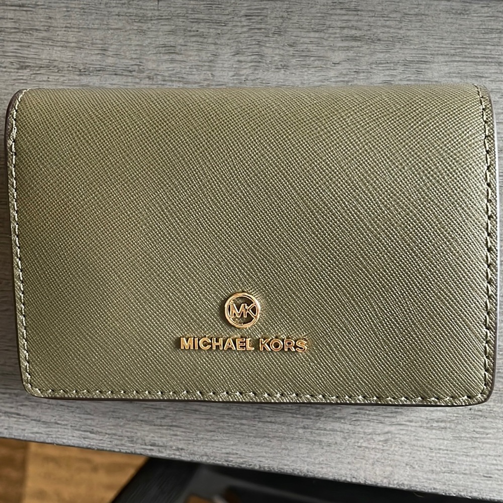 Michael Kors medium Bifold Snap Wallet